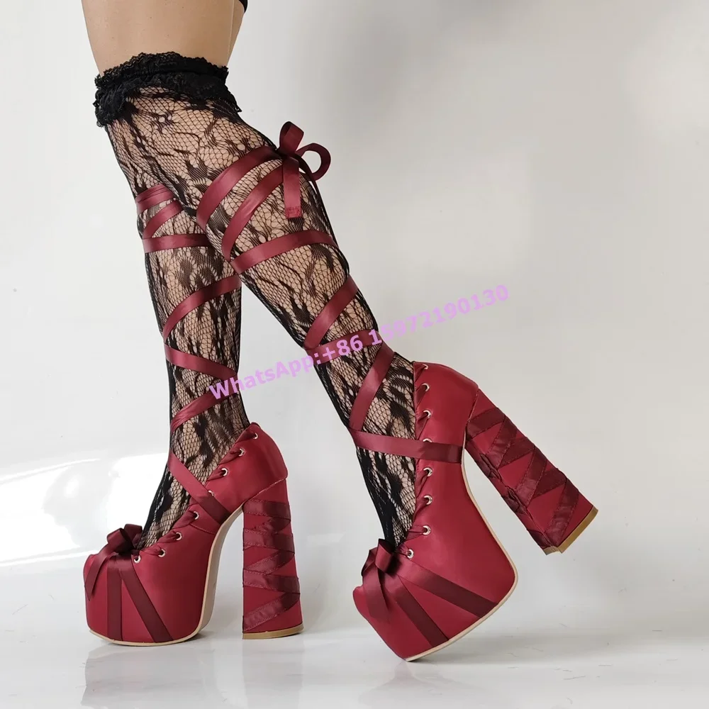 Rote Satinband-Plattform-Pumps – Ribbon Tie Heel Bewertung und Preis
