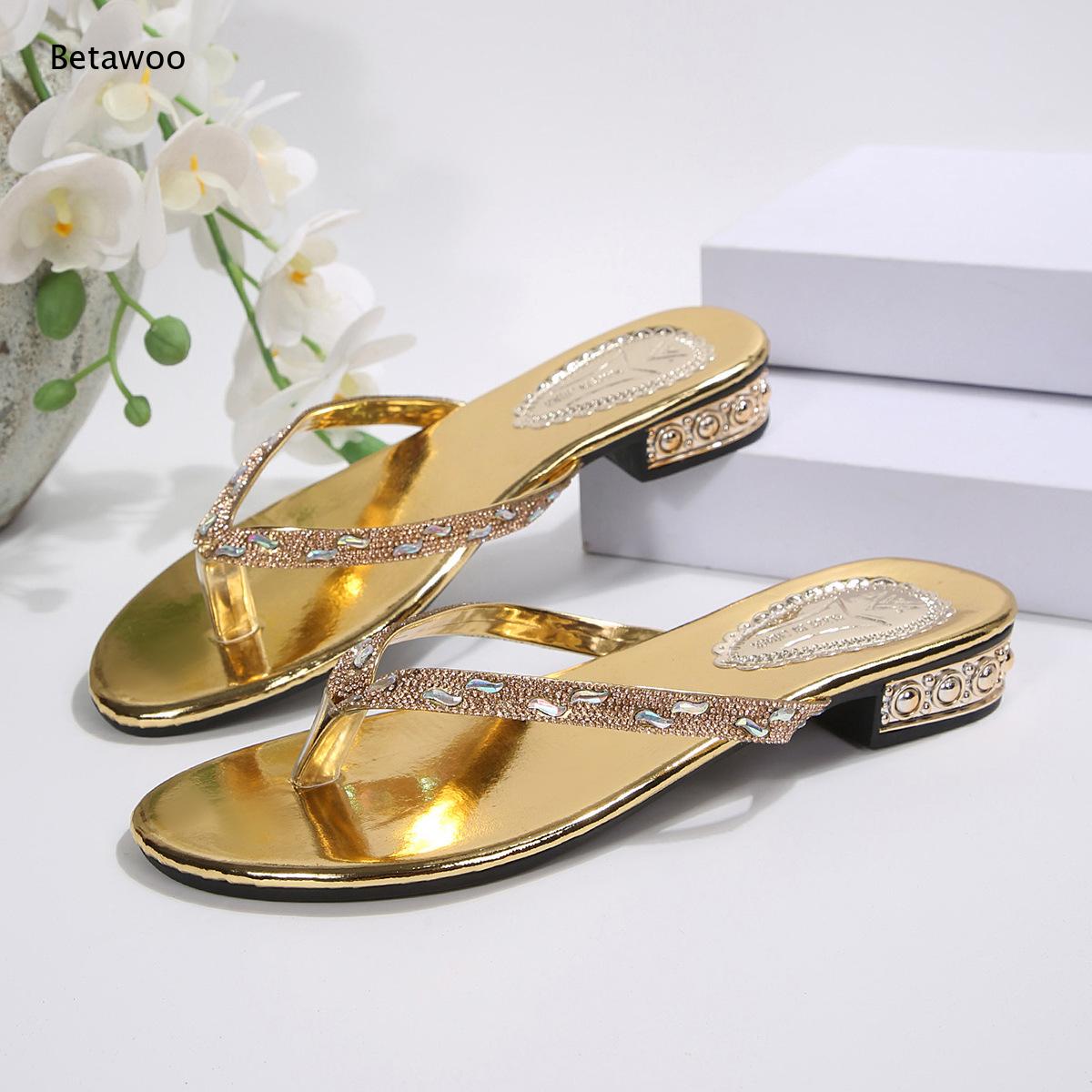 Strassbesetzte Low-Heel-Sandal – Gold Chain Sandal Bewertung und Preis