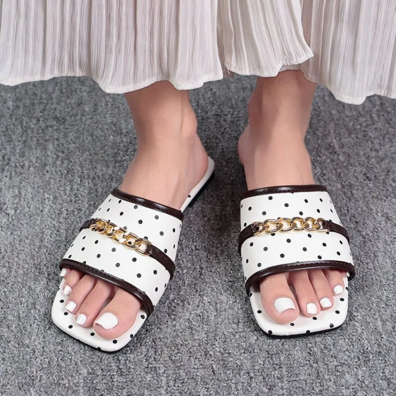 Damen-Sandalen mit quadratisch – Gold Chain Sandal Bewertung und Preis