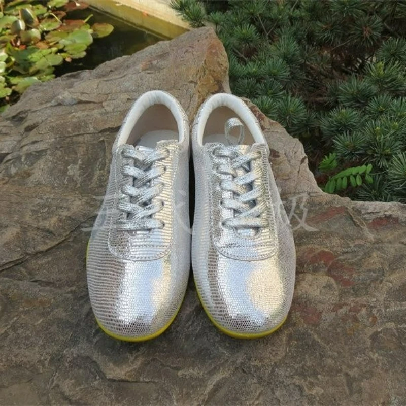 2026 Bestseller Kampfkunstschu – Women'S Shoes Vs Men'S Bewertung und Preis