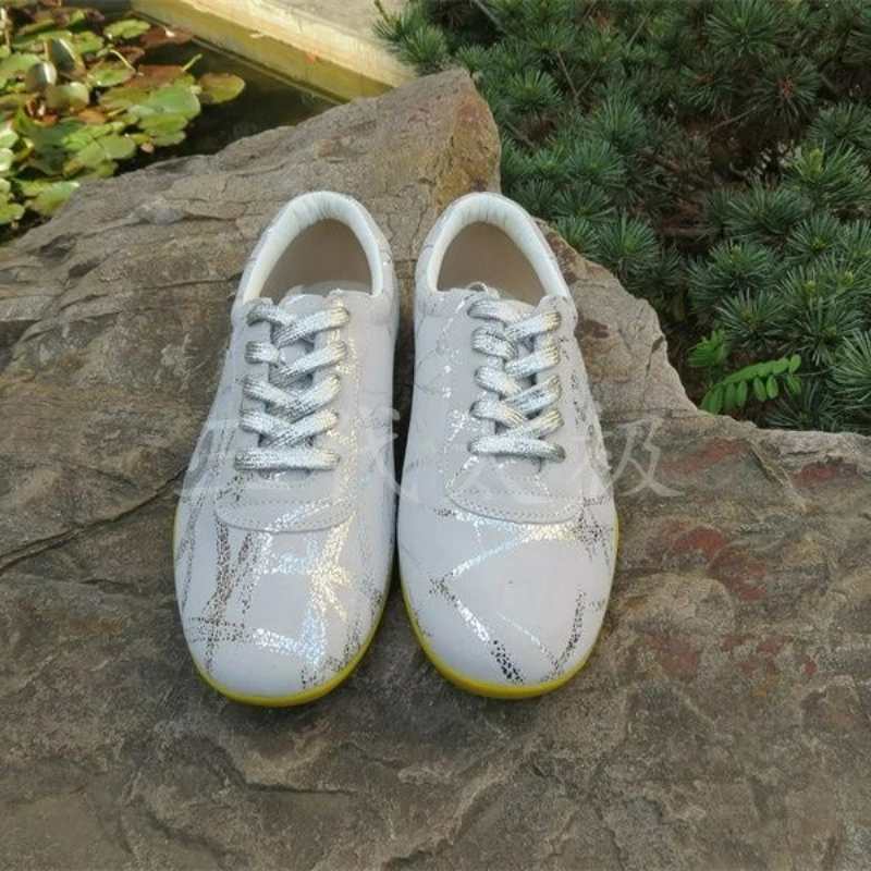 2026 Bestseller Kampfkunstschu – Women'S Shoes Vs Men'S Bewertung und Preis