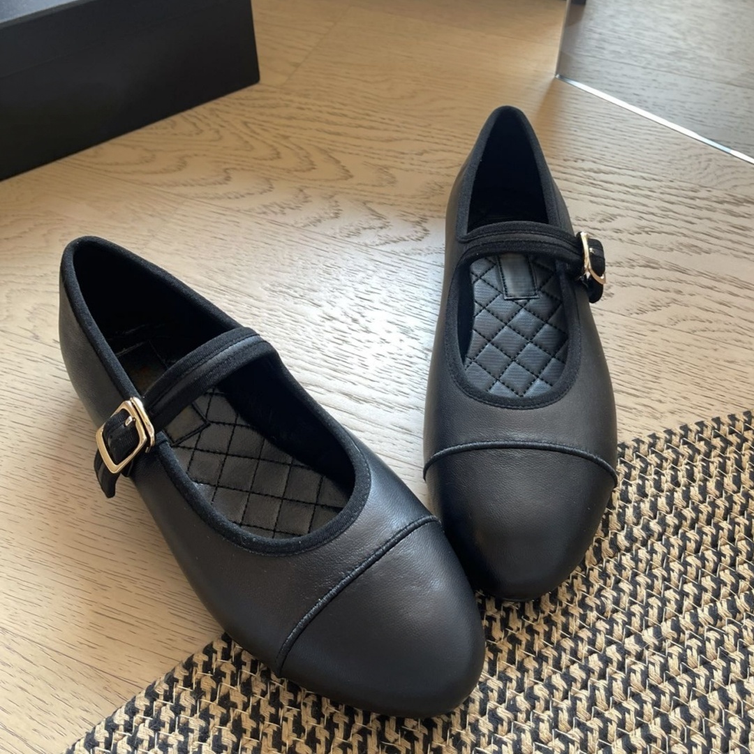 Luxusmarke Damen Freizeitschuh – Women Shoes Brand Bewertung und Preis