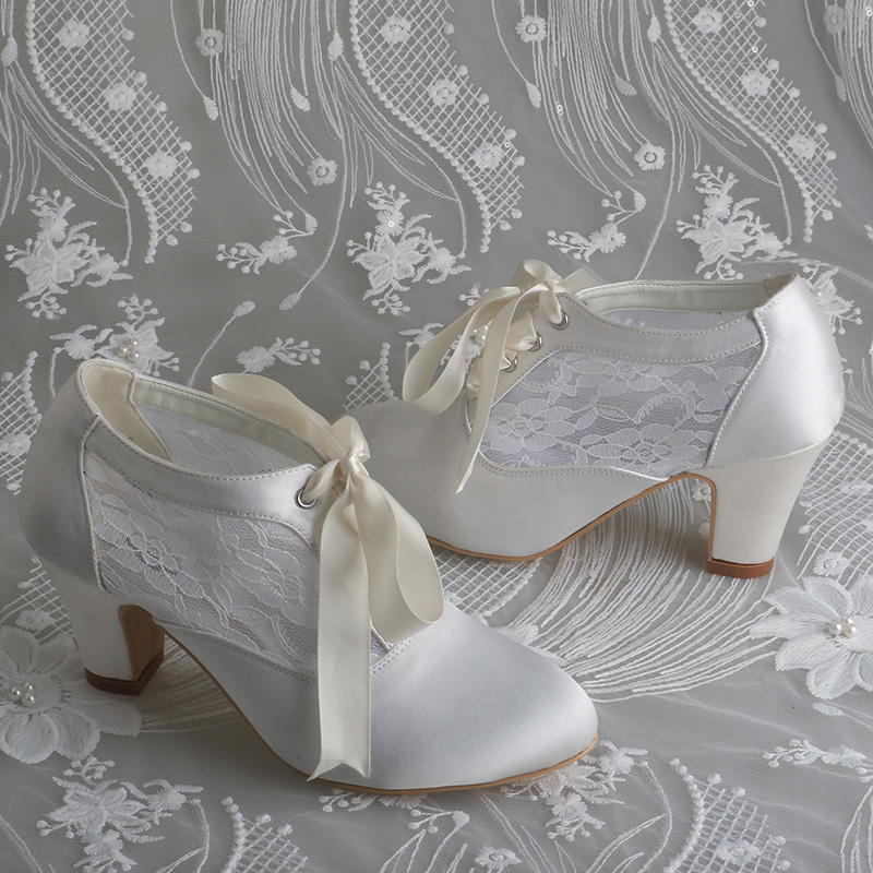 Maßgeschneiderte Brautschuhe m – Ribbon Tie Heel Bewertung und Preis