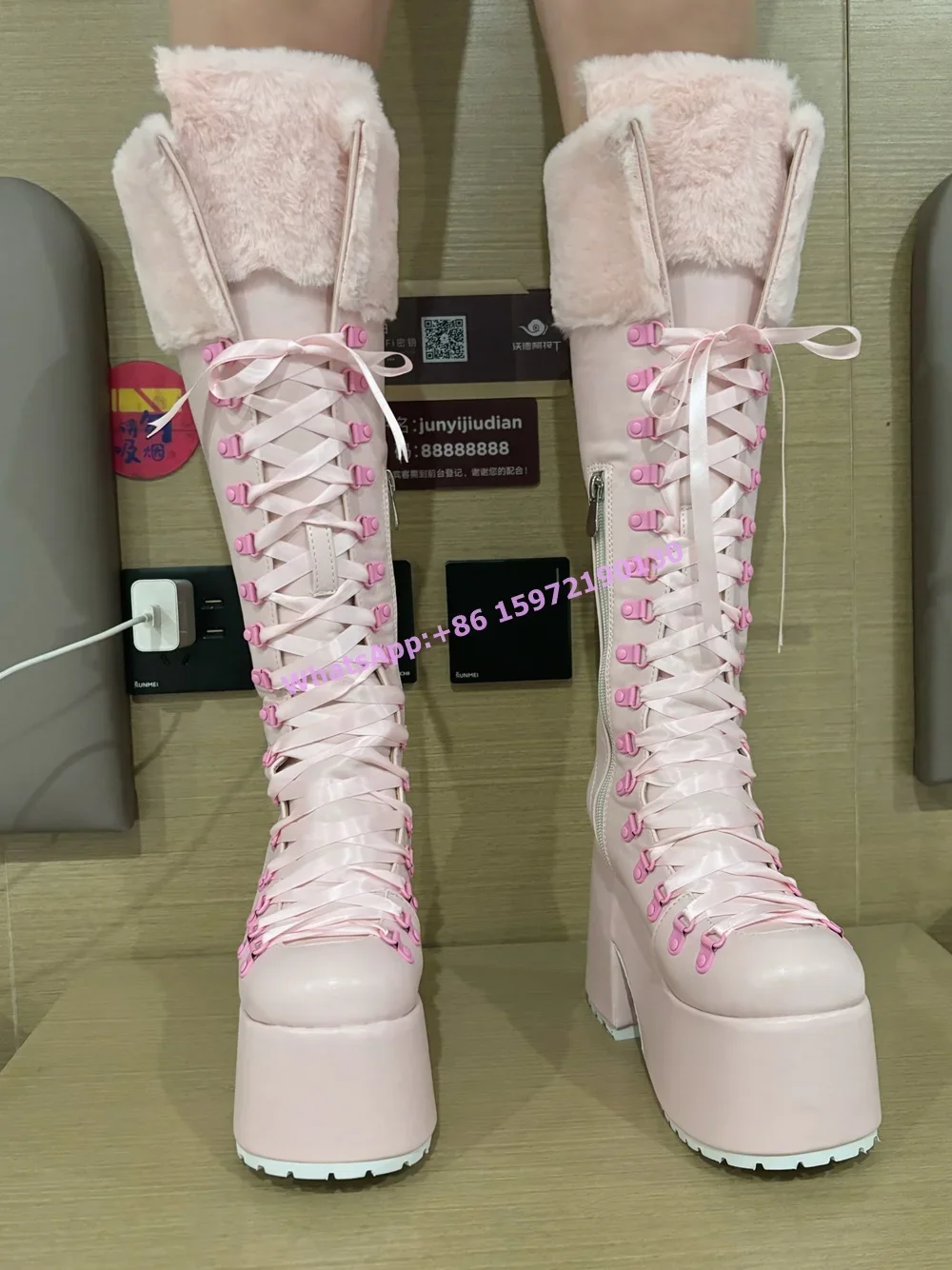 Rosa Flauschige Stiefel mit Di – Ribbon Tie Heel Bewertung und Preis